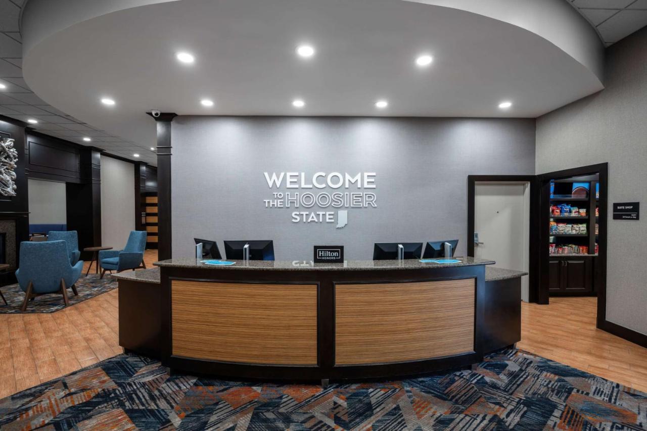 Hampton Inn Evansville Airport Экстерьер фото